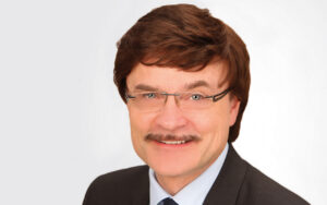 Edward Poniewaz, Geschäftsführer der BFS Service GmbH, dem Anbieter von online-factoring auf clever-factoring.de.